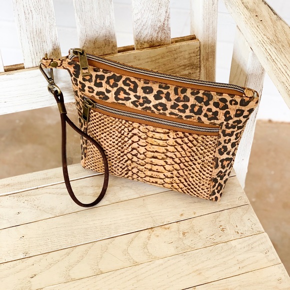 Wristlet - Picture 1 of 2